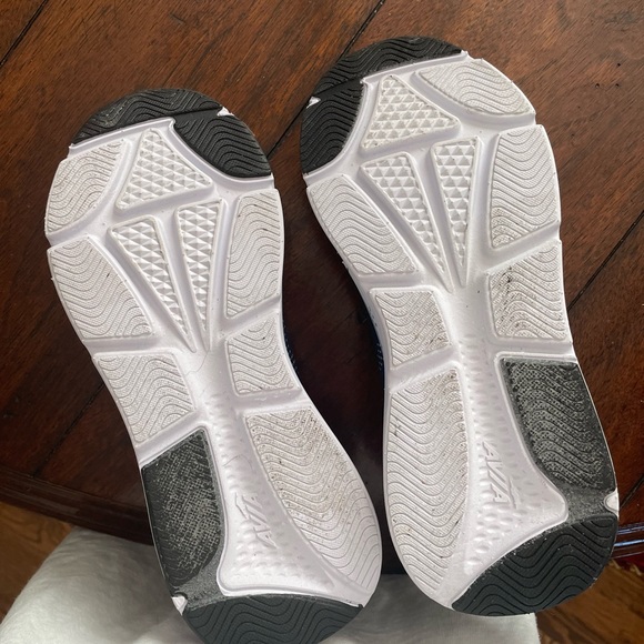 Worn once - Picture 3 of 3